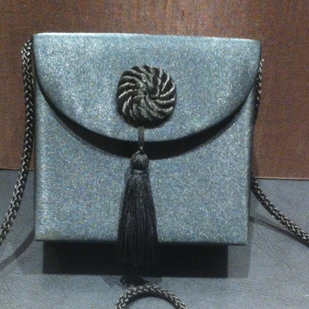 HOST PICK!! SMALL BLACK BOX PURSE WITH TASSLE